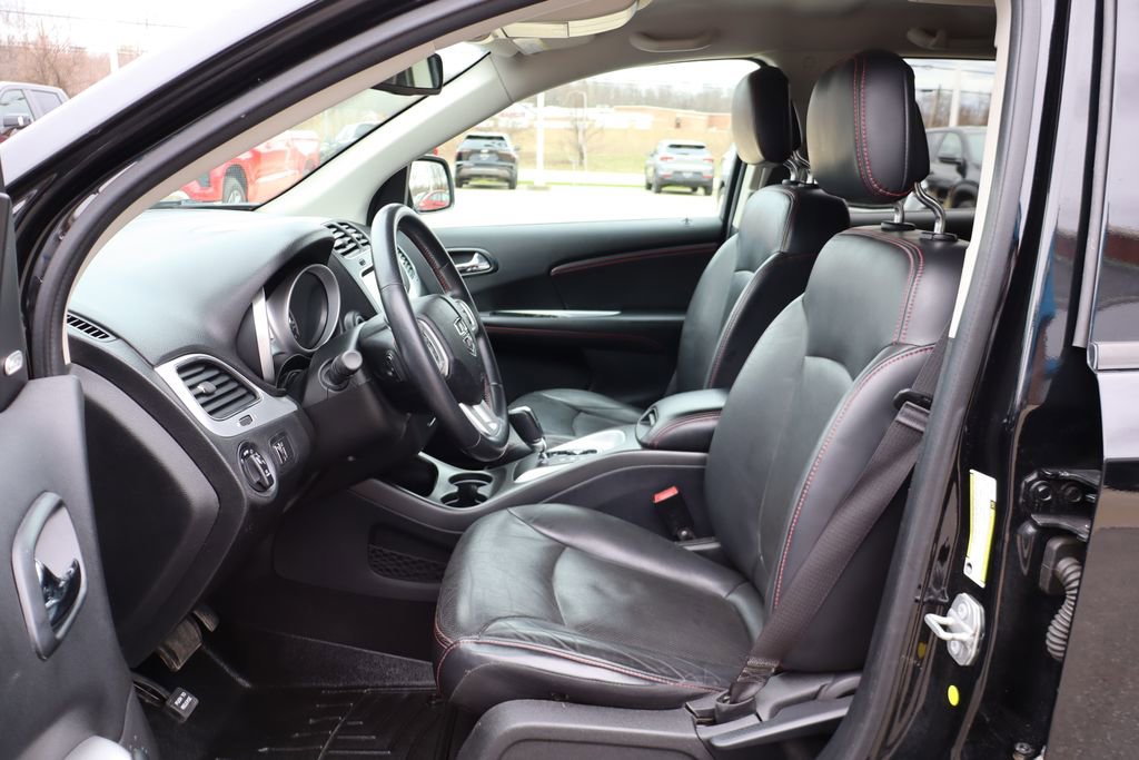 Used 2019 Dodge Journey GT w/ Family Entertainment Group image 10