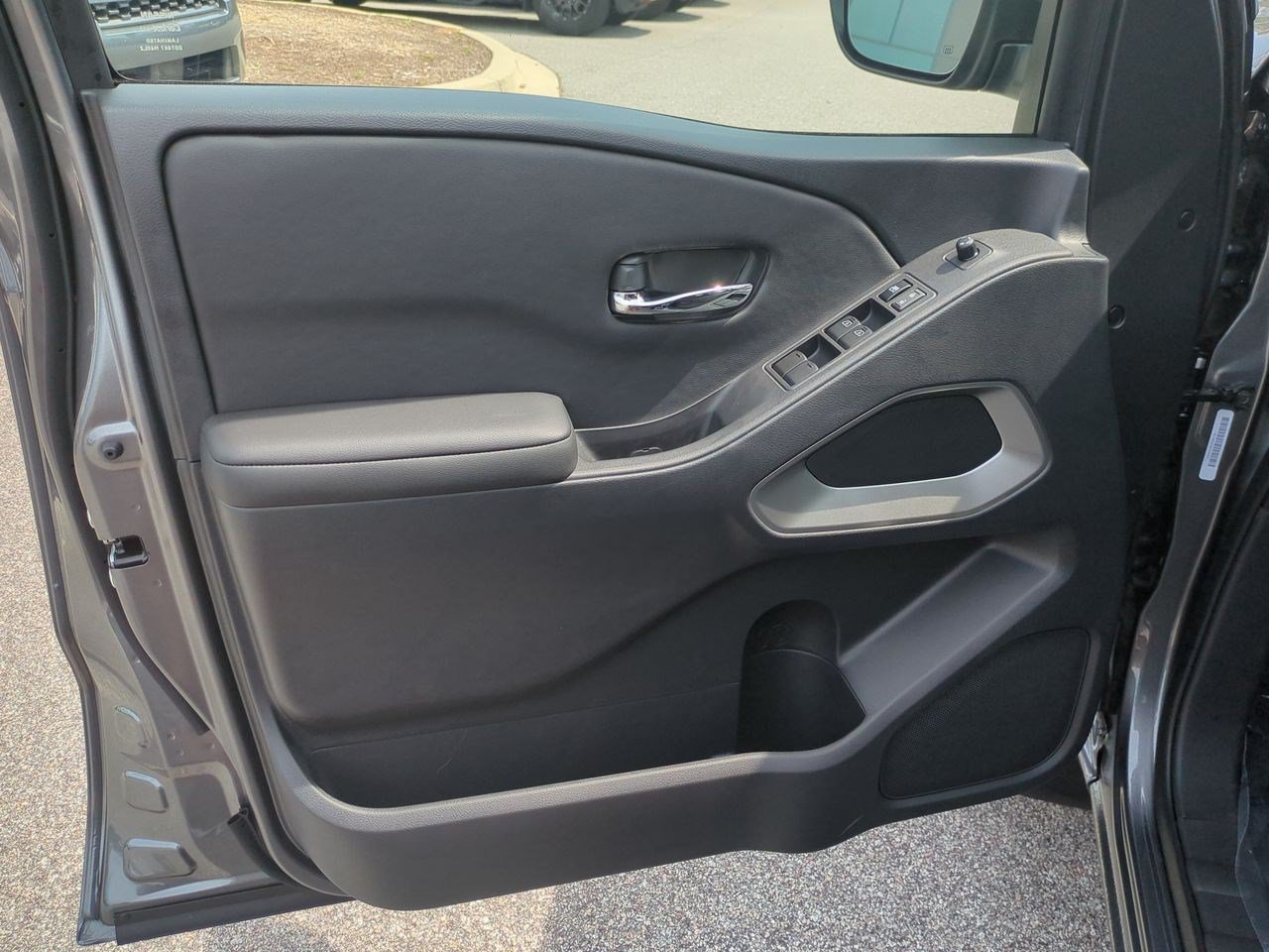 New 2026 Nissan Frontier SV w/ SV Convenience Package RWD image 12