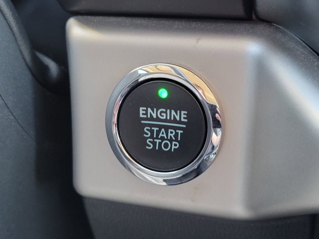 Used 2024 Ford Expedition XLT image 35