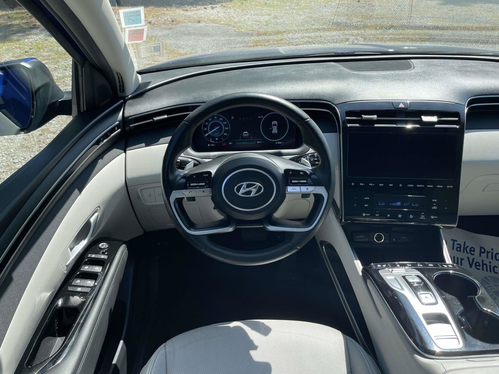 Used 2024 Hyundai Tucson Limited FWD image 2