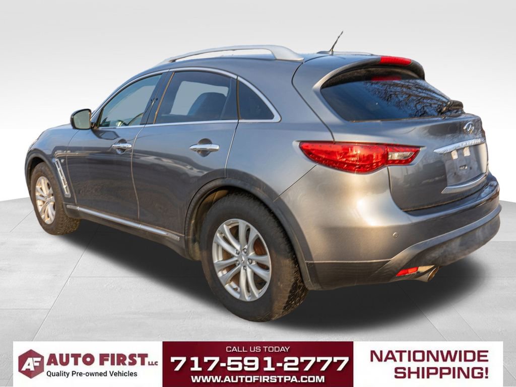 Used 2017 INFINITI QX70 AWD w/ Premium Package image 6
