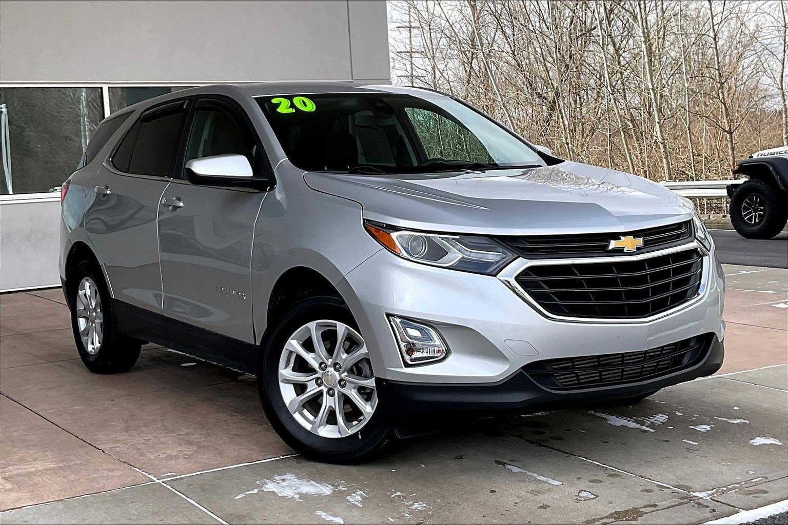 Used 2020 Chevrolet Equinox LT image 3