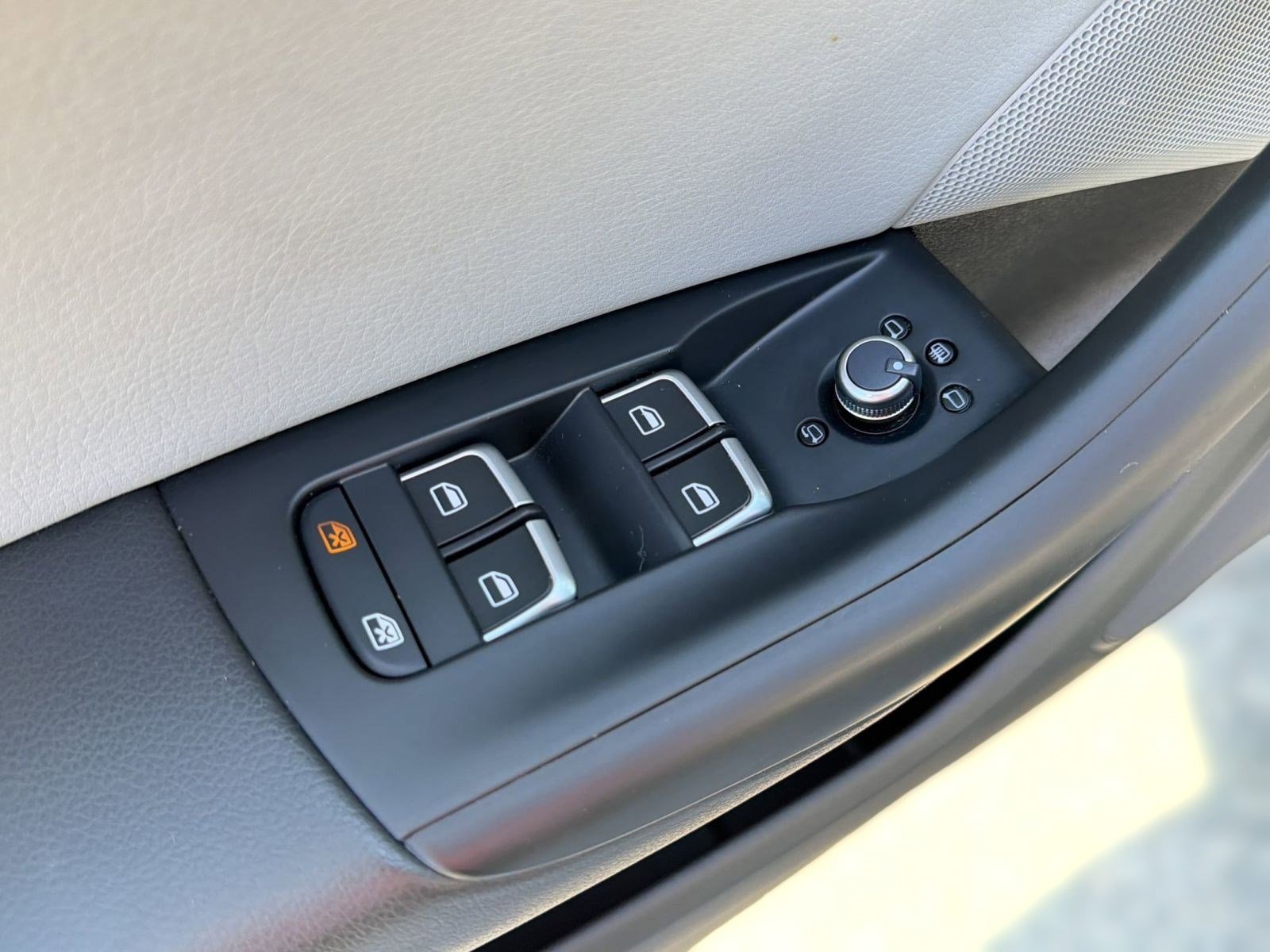 Used 2018 Audi Q3 2.0T Premium Plus w/ Premium Plus Package AWD/4WD image 20