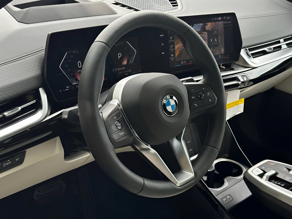 New 2026 BMW X2 xDrive28i w/ Technology Package AWD/4WD image 12
