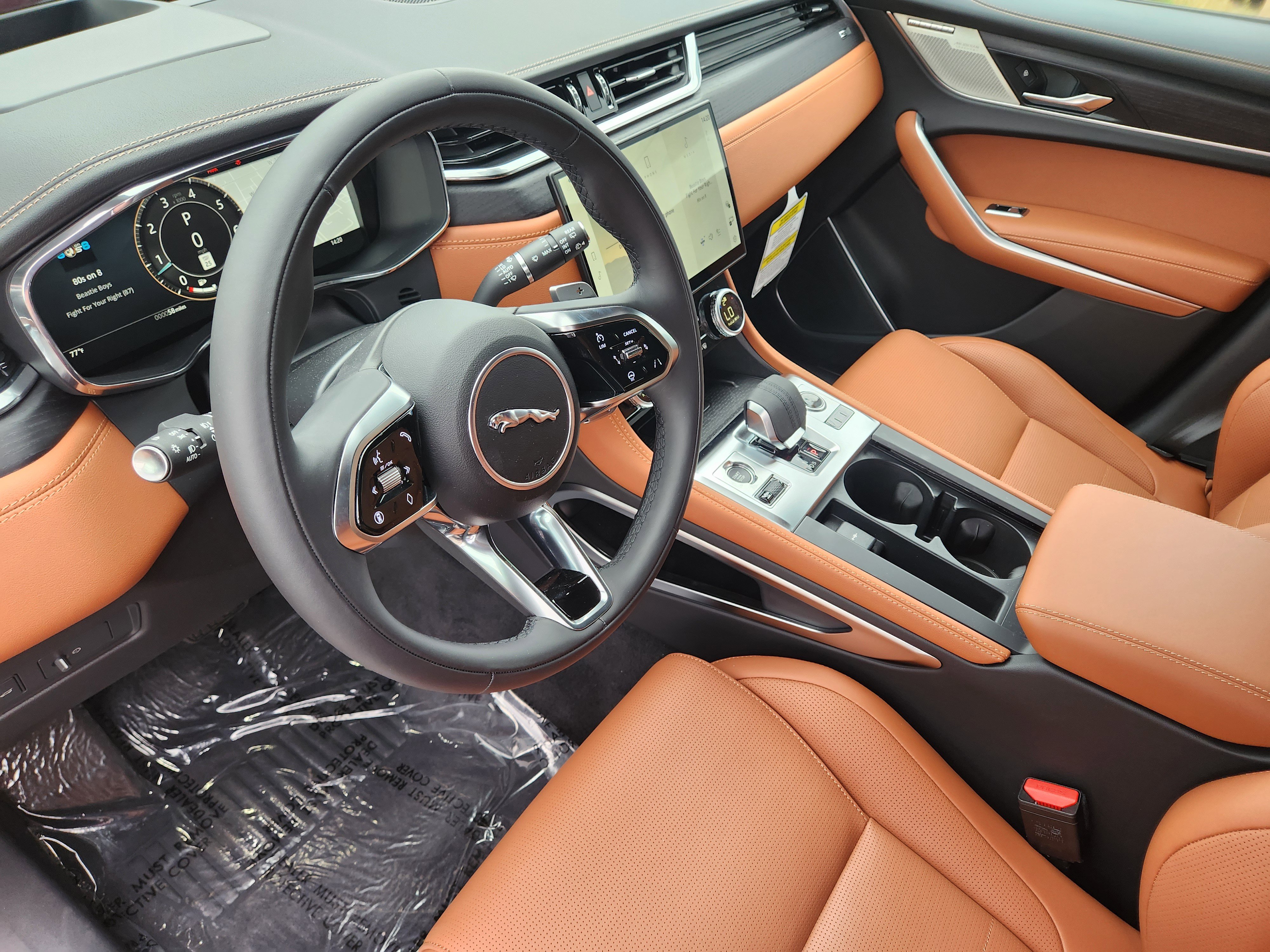 New 2026 Jaguar F-PACE R-Dynamic S image 16