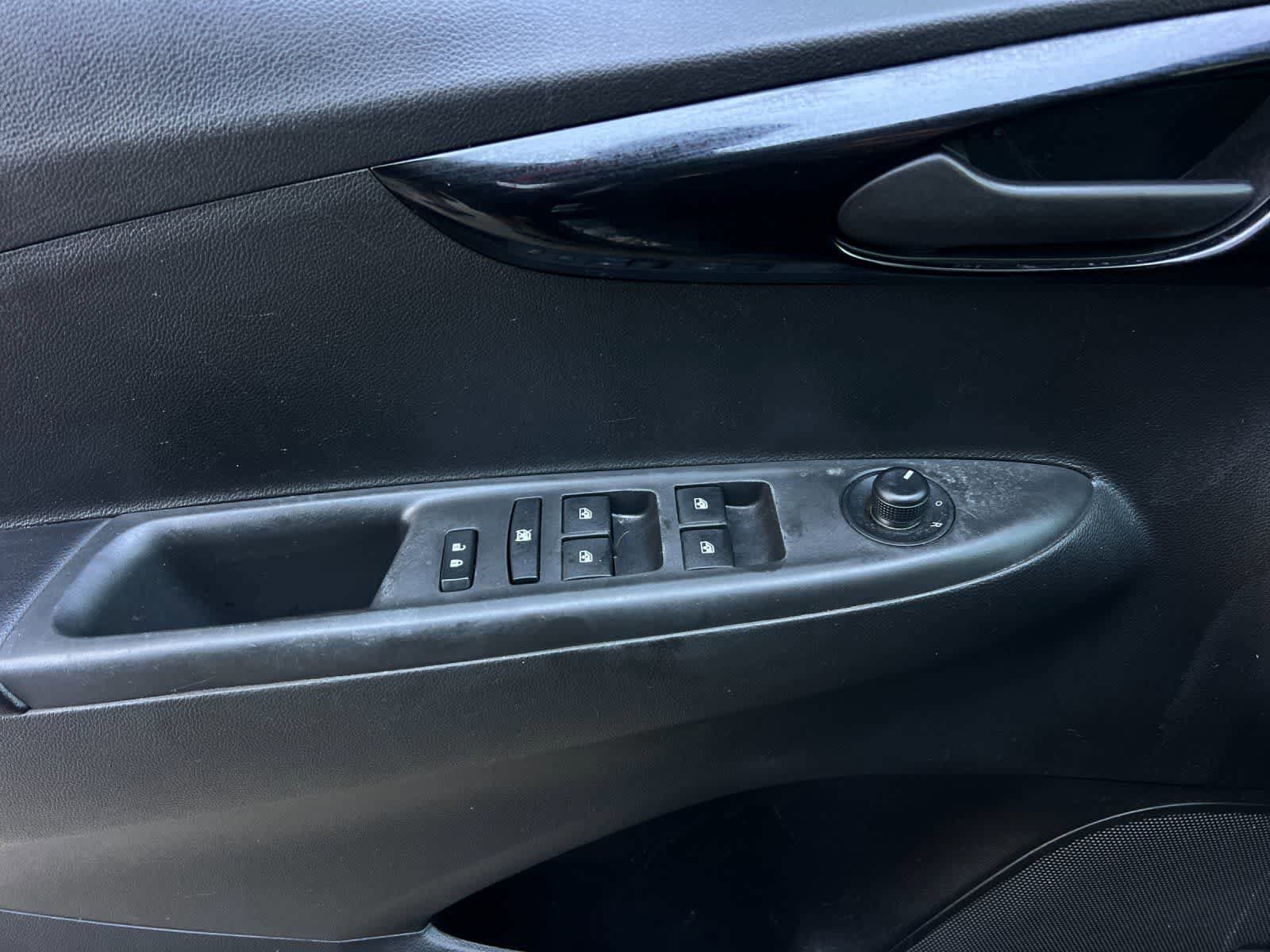 Used 2021 Chevrolet Spark LT FWD image 13