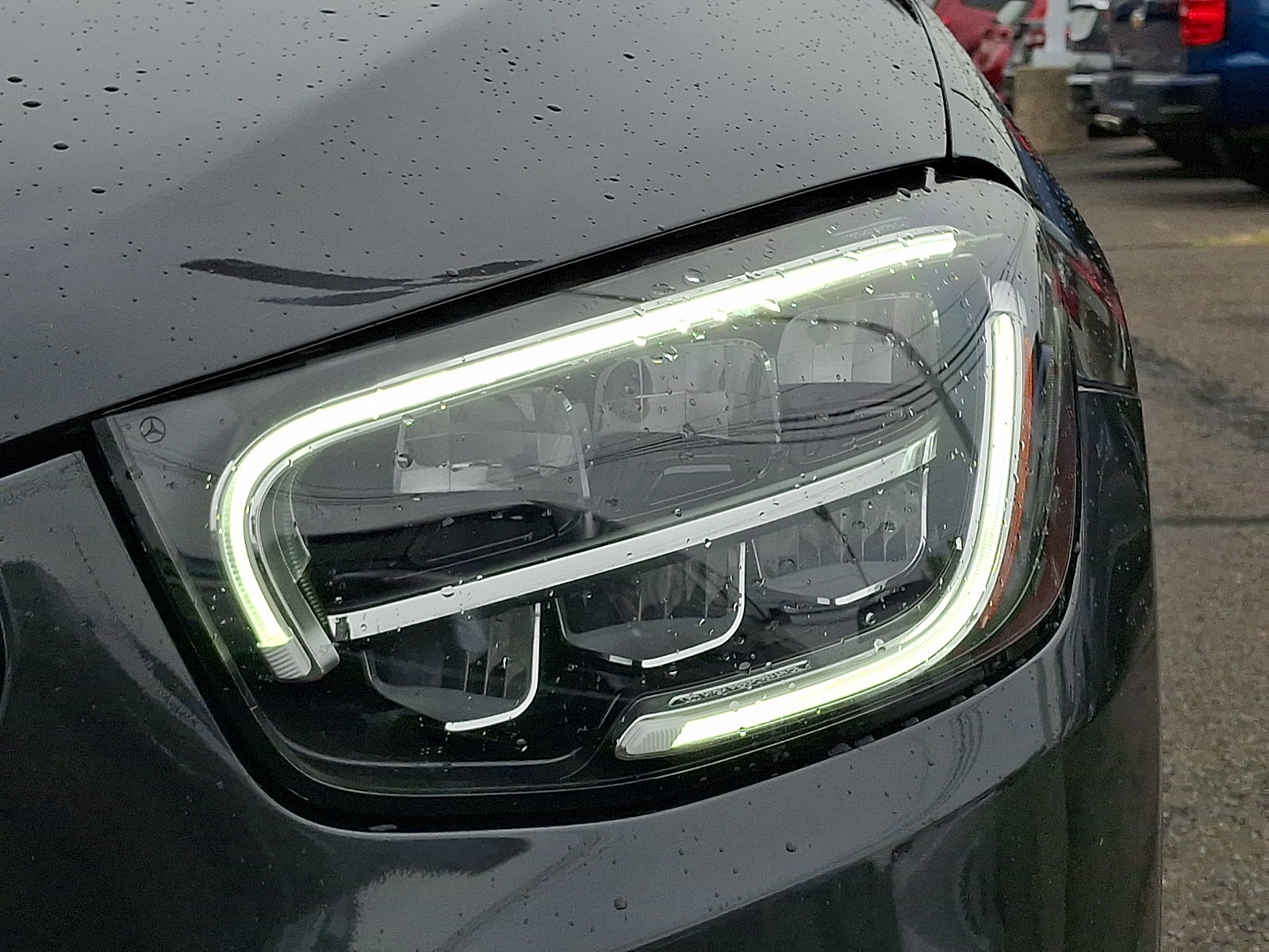 Used 2022 Mercedes-Benz GLC 300 4MATIC image 11