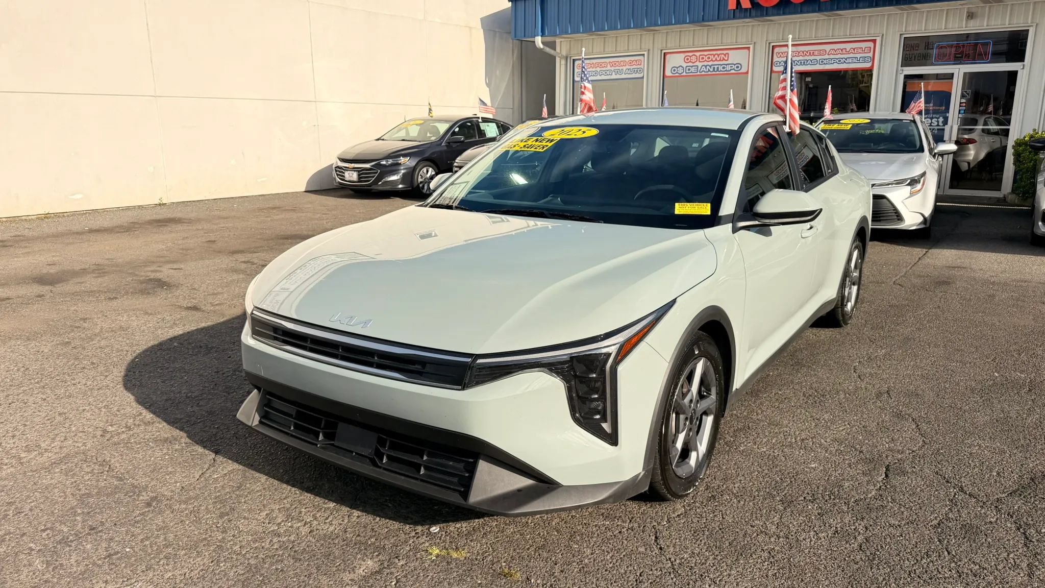 Used 2025 Kia K4 FWD image 4