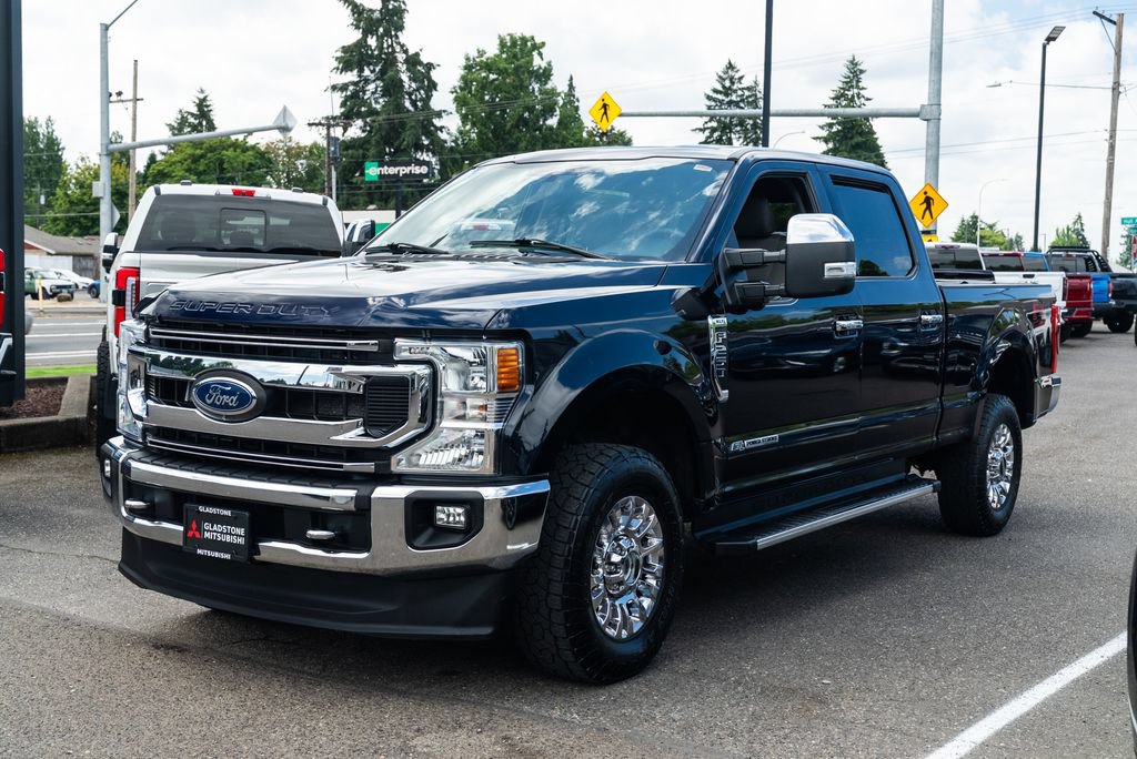 Used 2021 Ford F250 XLT w/ XLT Premium Package AWD/4WD image 3