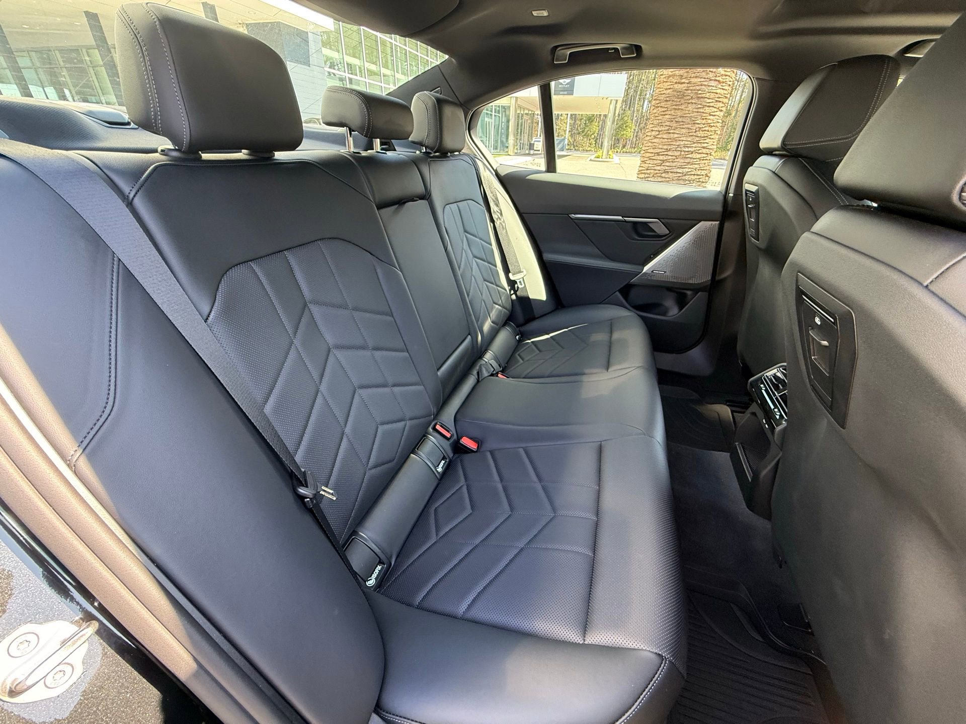 Used 2024 BMW 530i xDrive w/ Convenience Package image 26