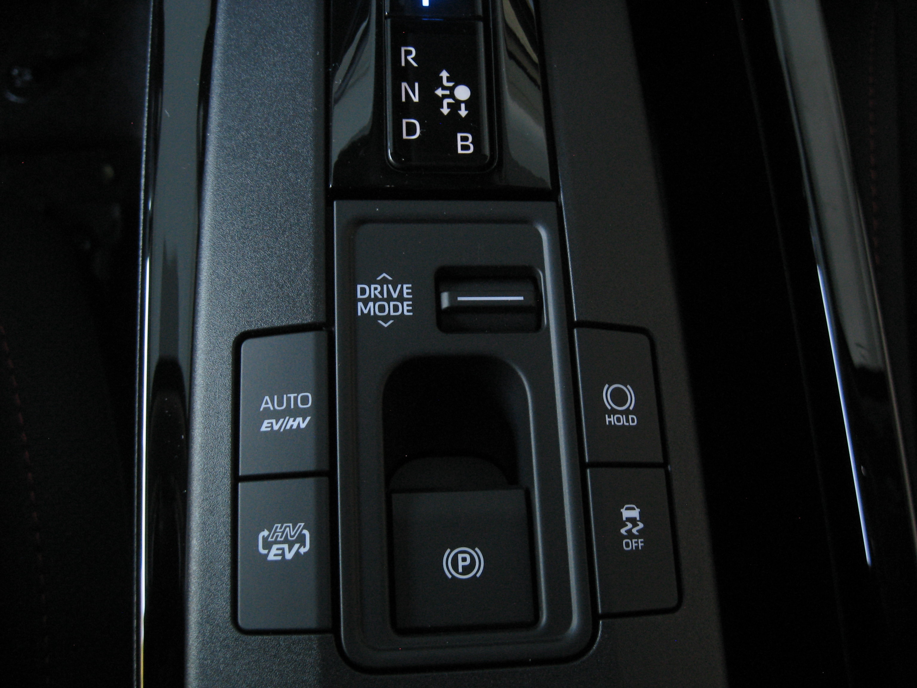 New 2026 Toyota Prius Plug-In Hybrid image 13