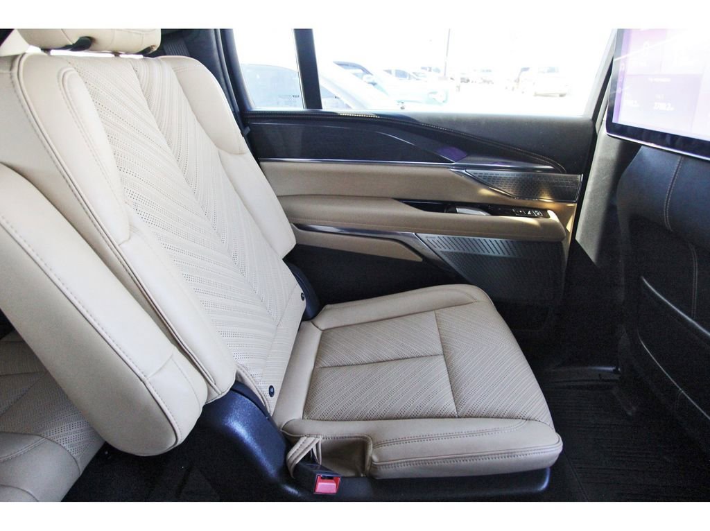 New 2026 Cadillac Escalade IQ Sport 2 w/ LPO, ONYX Package image 11