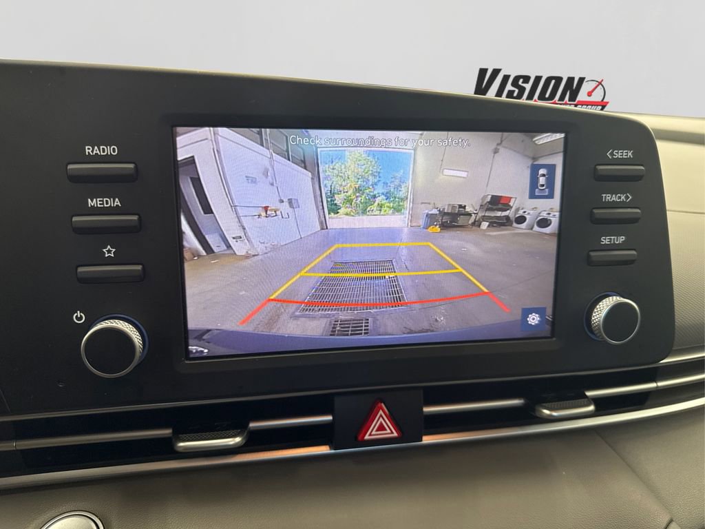 Used 2022 Hyundai Elantra SEL w/ Preferred Accessory Package image 28