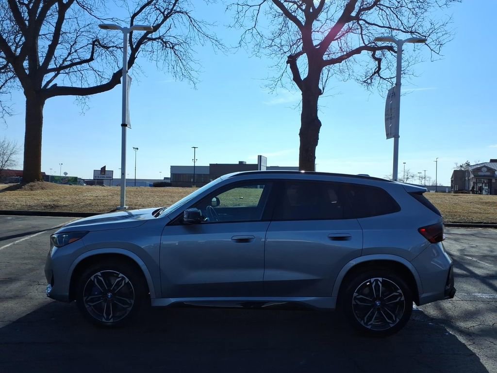 Used 2024 BMW X1 M35i w/ Premium Package image 4