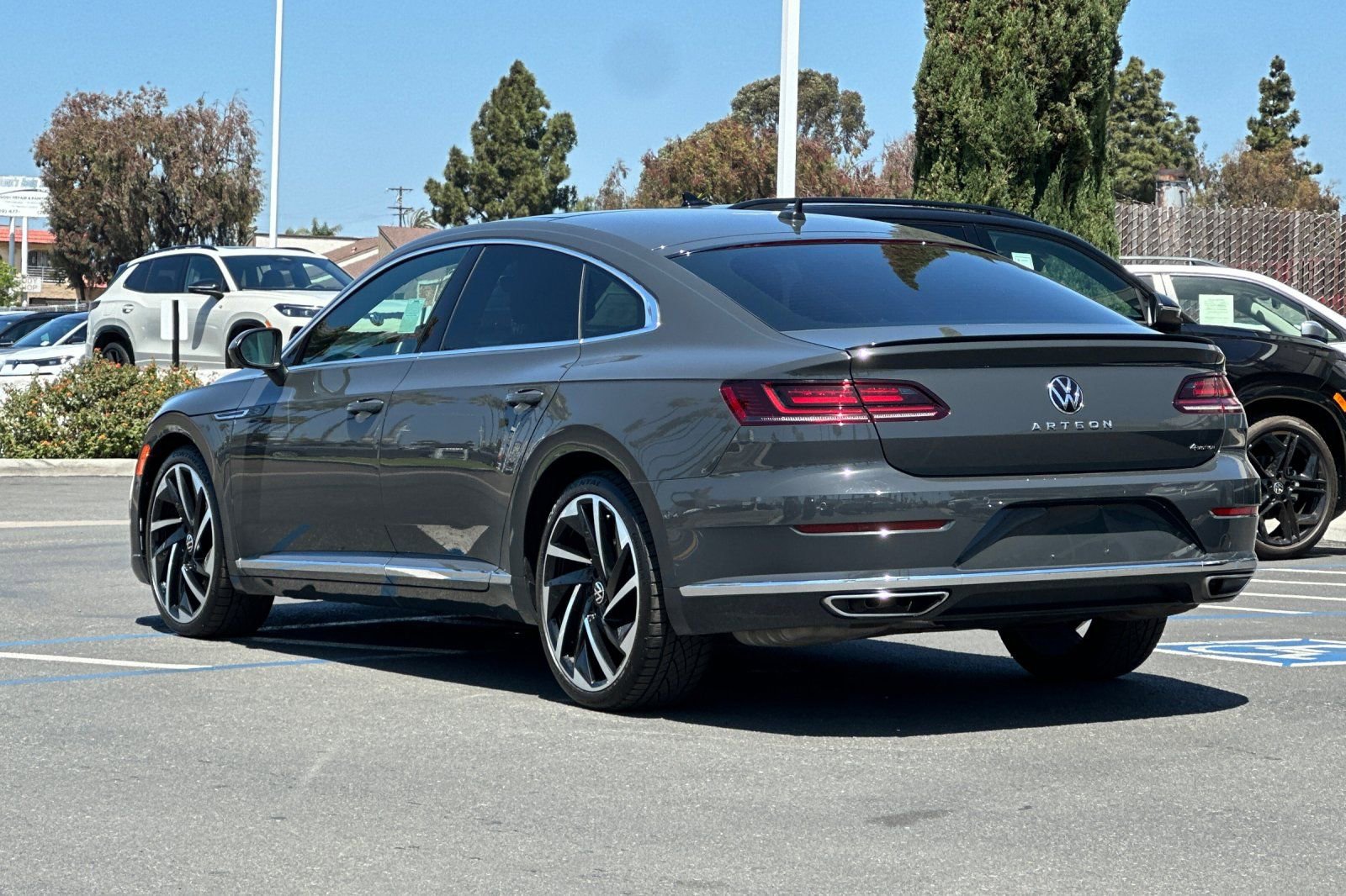 Used 2021 Volkswagen Arteon SEL Premium AWD/4WD image 6