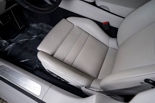 Used 2023 Porsche Panamera Turbo S image 20