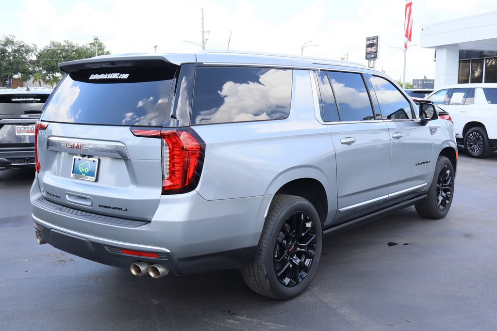 Certified 2024 GMC Yukon XL Denali AWD/4WD image 9