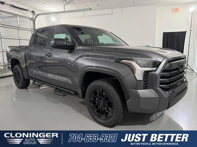 New 2026 Toyota Tundra SR5