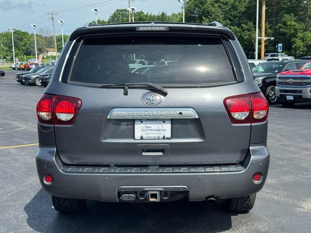 Used 2019 Toyota Sequoia Platinum AWD/4WD image 4
