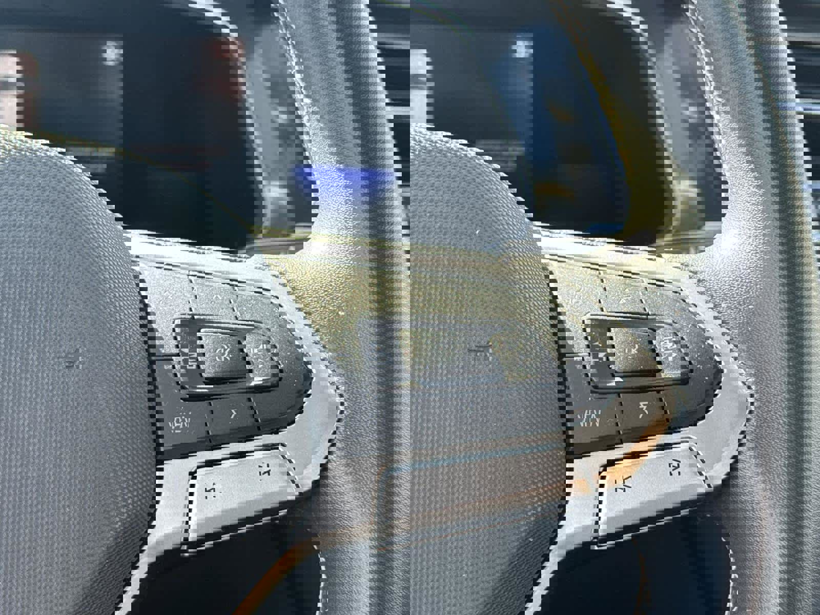 Used 2022 Volkswagen Tiguan SE image 20