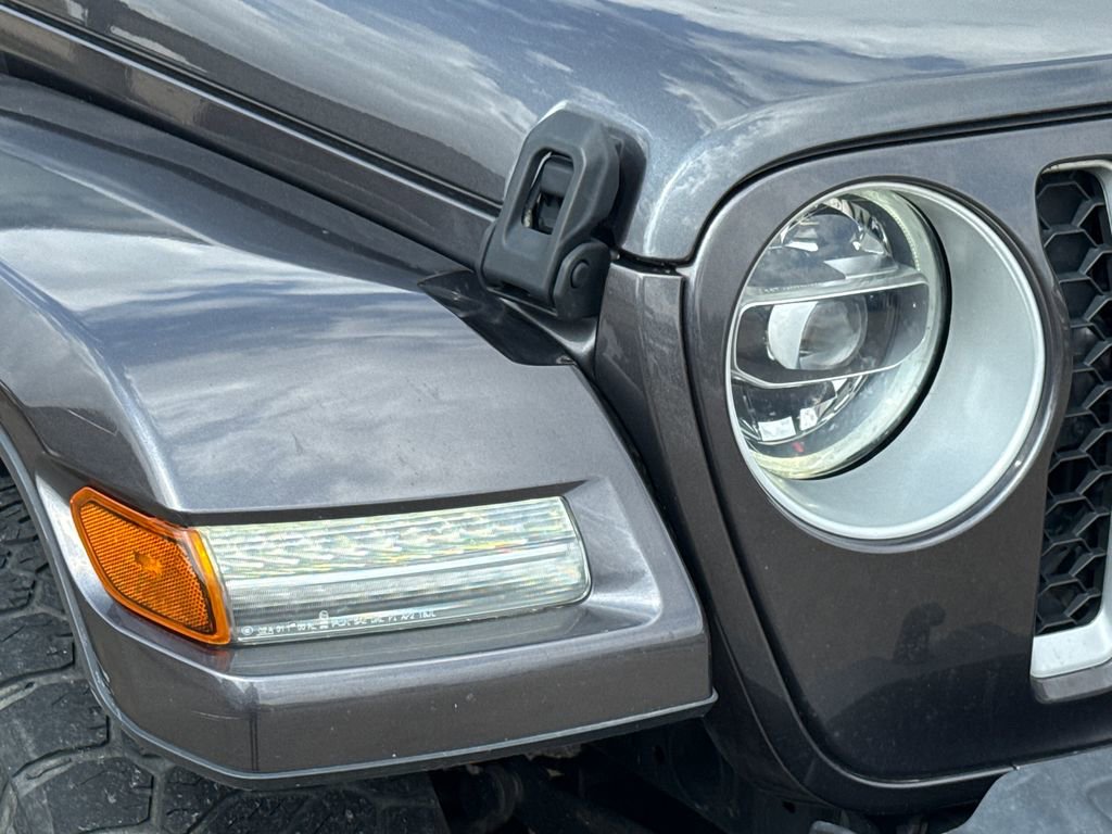 Used 2021 Jeep Wrangler Unlimited Sahara w/ Cold Weather Group image 4