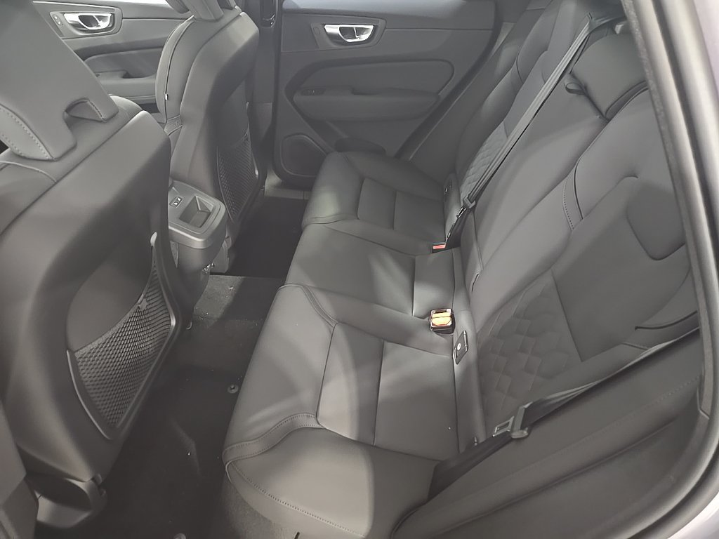 Used 2026 Volvo XC60 B5 Plus w/ Protection Package Premier AWD/4WD image 20