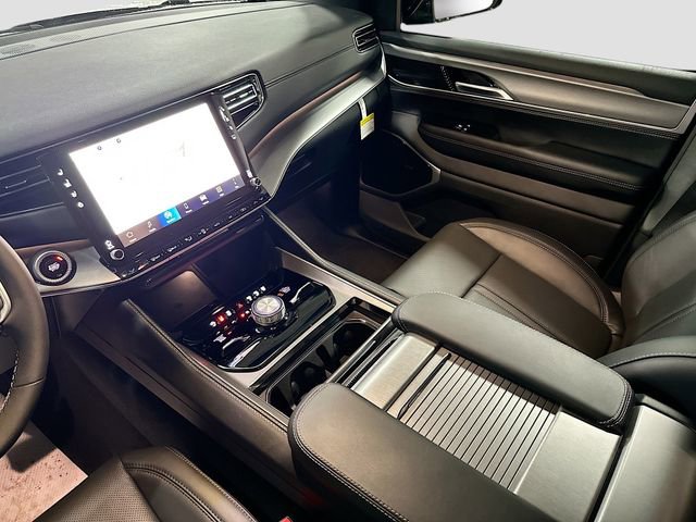 New 2025 Jeep Wagoneer L Series III w/ Quick Order Package 25C Super image 26