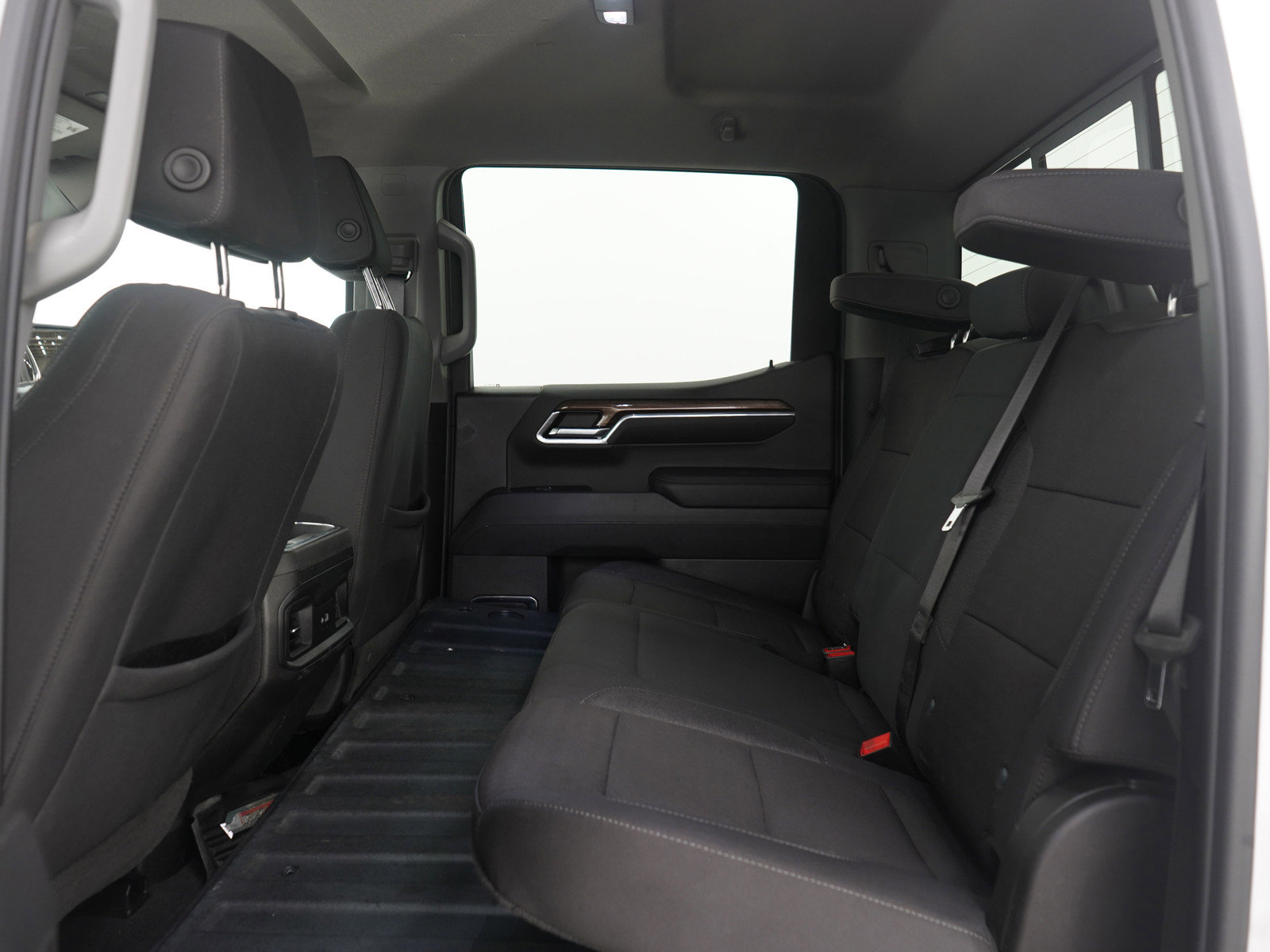 Used 2024 Chevrolet Silverado 1500 LT image 17