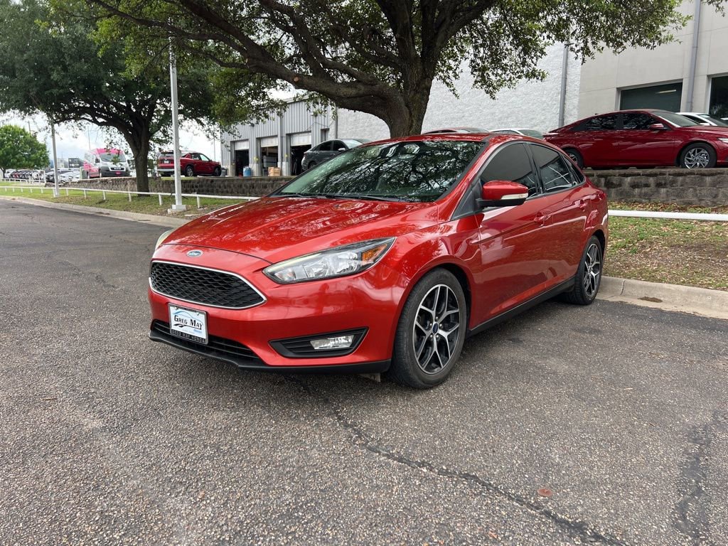 Used 2018 Ford Focus SEL w/ Cold Weather Package image 3
