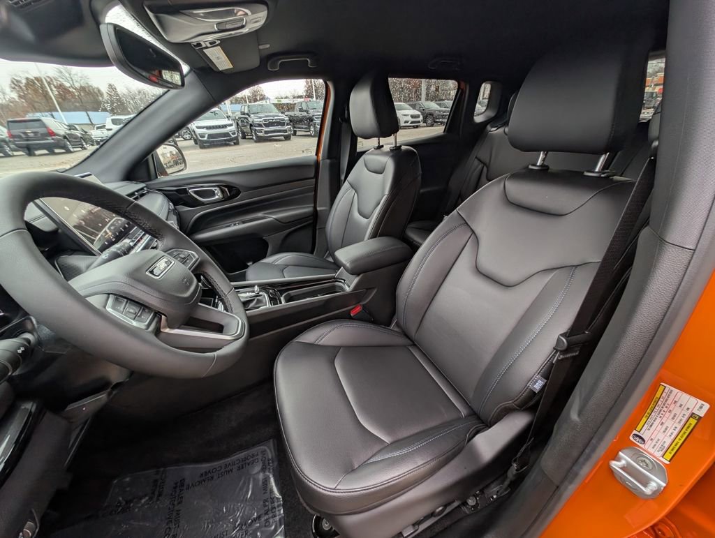 New 2026 Jeep Compass Limited image 14