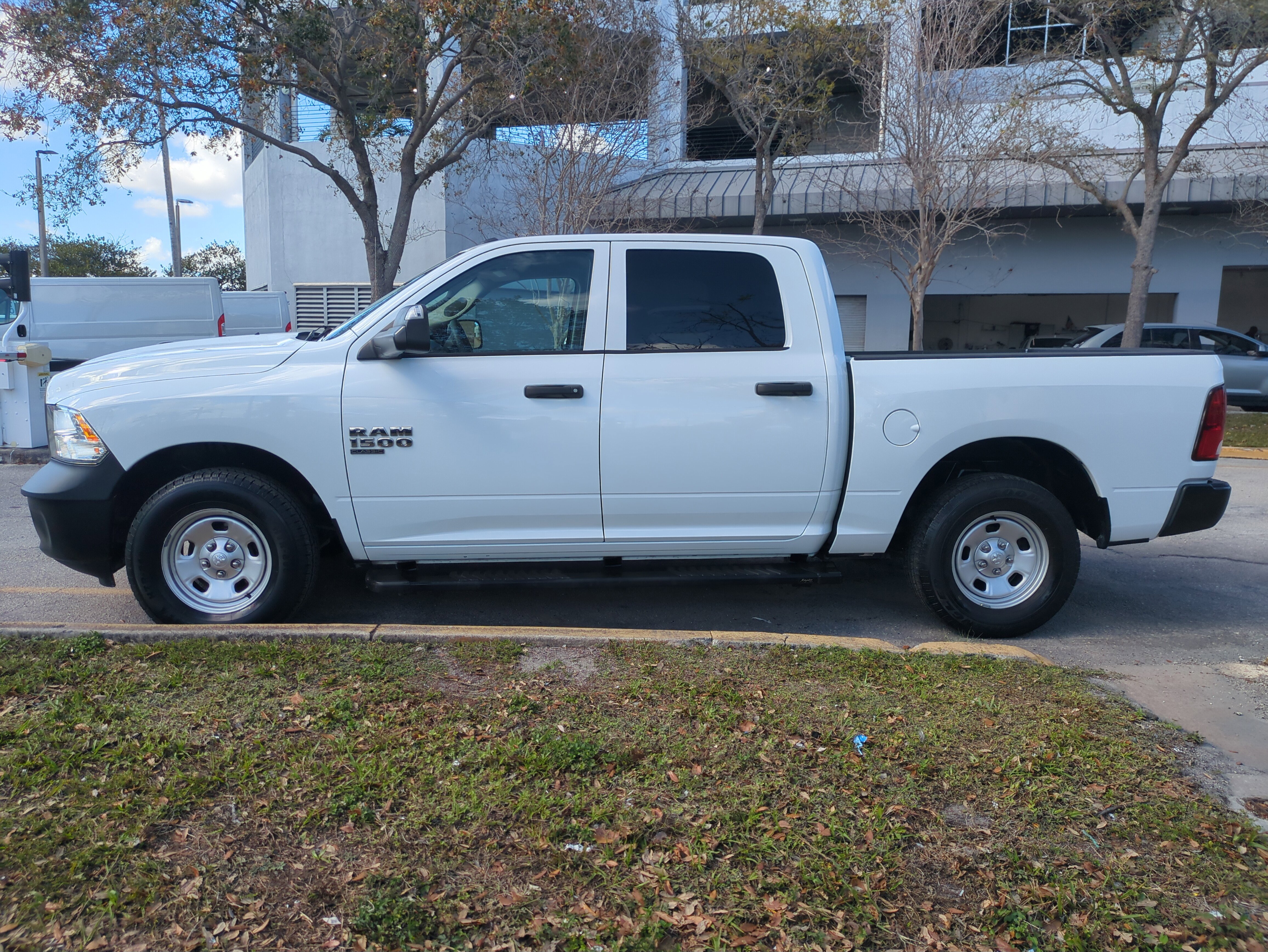 Certified 2023 RAM 1500 Tradesman w/ Trailer Tow Group image 8