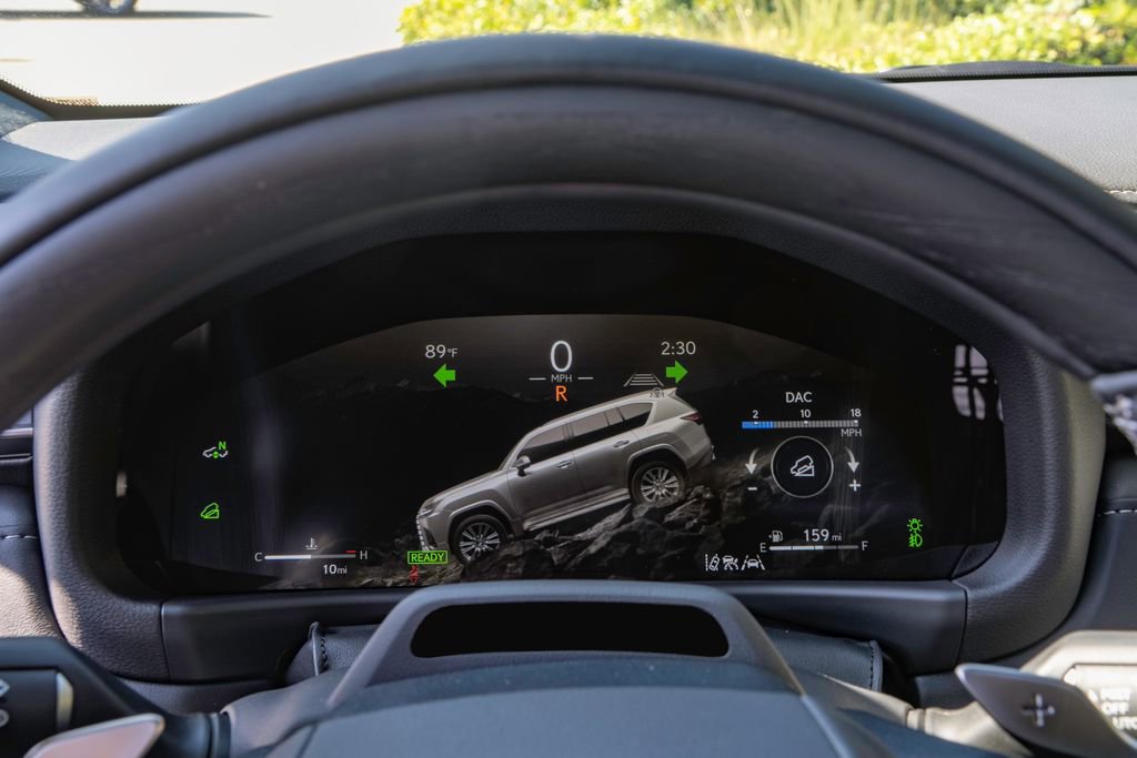 New 2026 Lexus LX 700h Luxury image 25