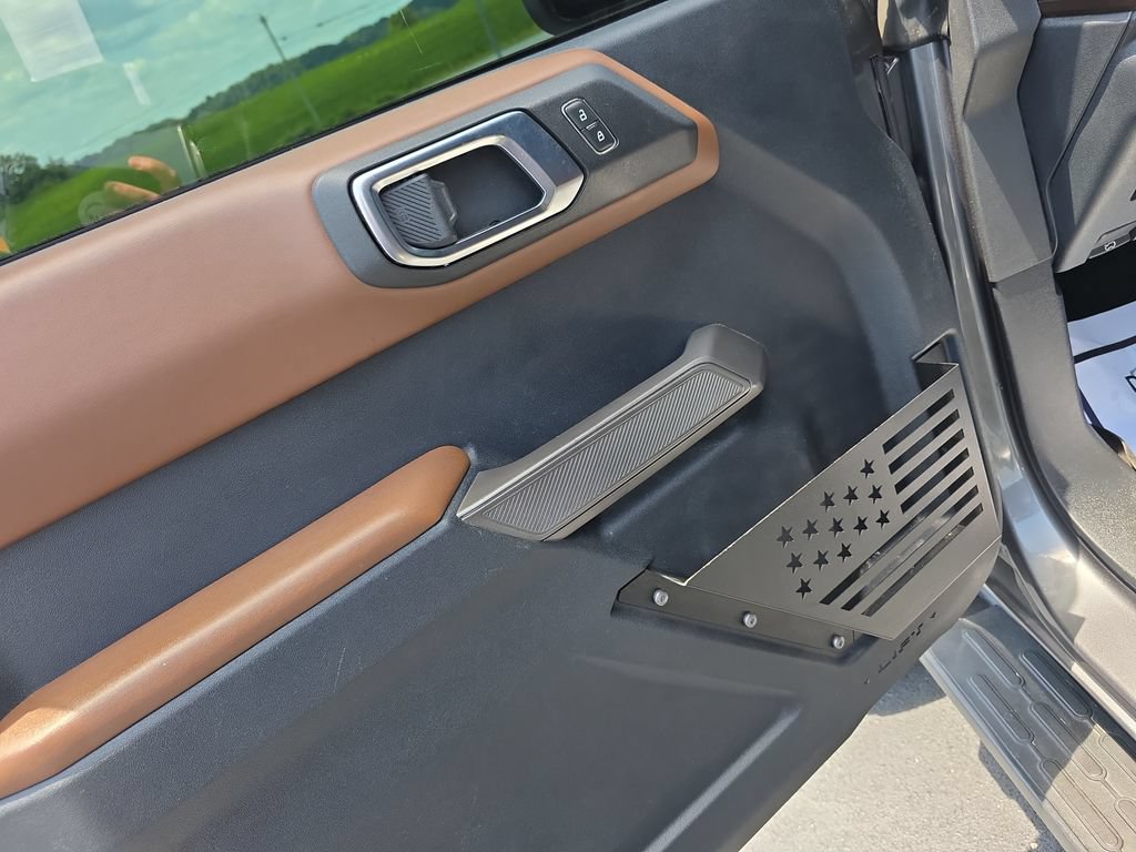 Used 2022 Ford Bronco Outer Banks AWD/4WD image 10