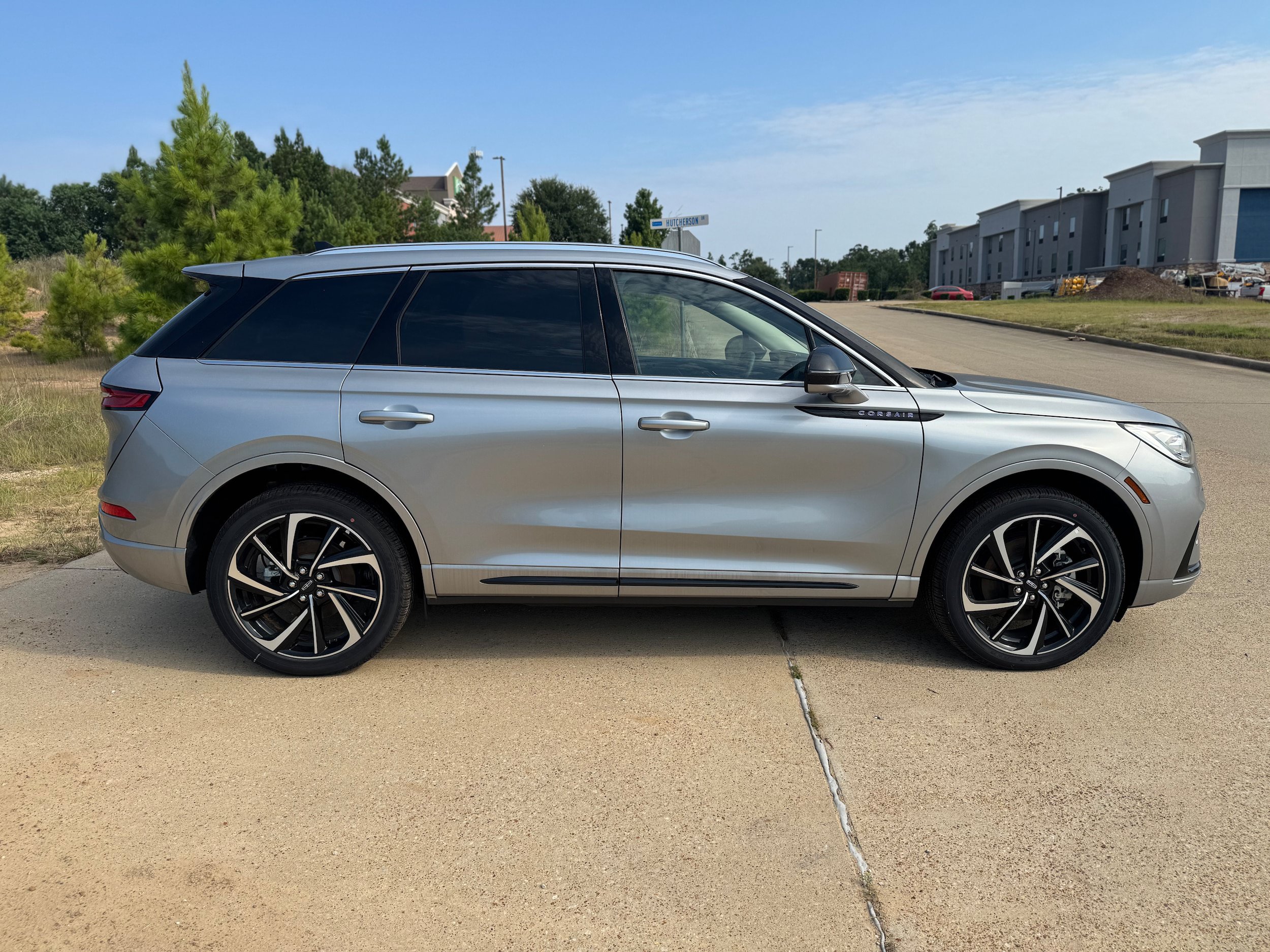 New 2024 Lincoln Corsair Grand Touring w/ Equipment Group 301A AWD/4WD image 3