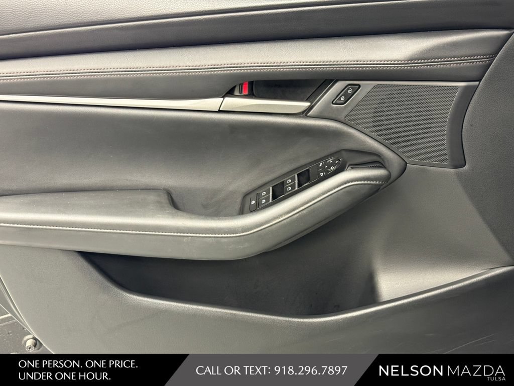 Certified 2025 MAZDA MAZDA3 s FWD image 19