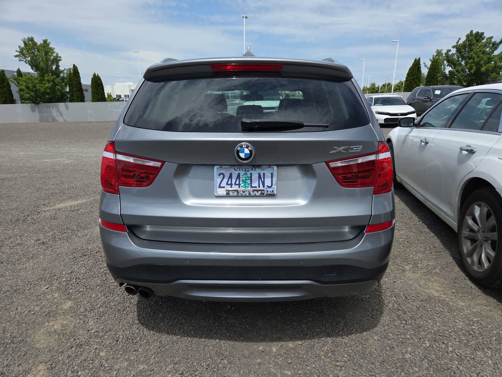 Used 2016 BMW X3 xDrive28i AWD/4WD image 4