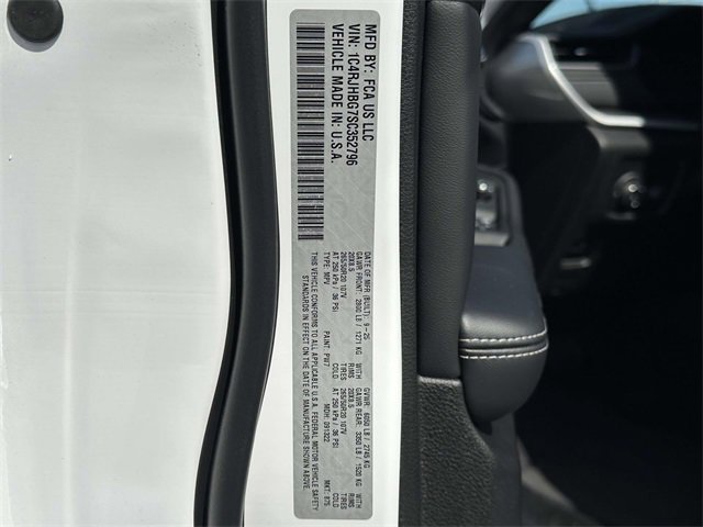 New 2025 Jeep Grand Cherokee Limited image 37