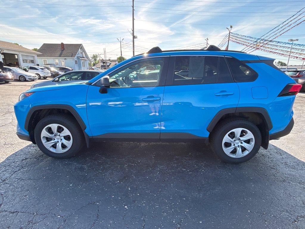 Used 2020 Toyota RAV4 LE w/ All Weather Liner Package AWD/4WD image 4