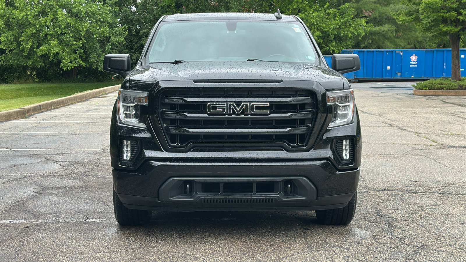Used 2021 GMC Sierra 1500 Elevation w/ LPO, Elevation Black Package AWD/4WD image 3
