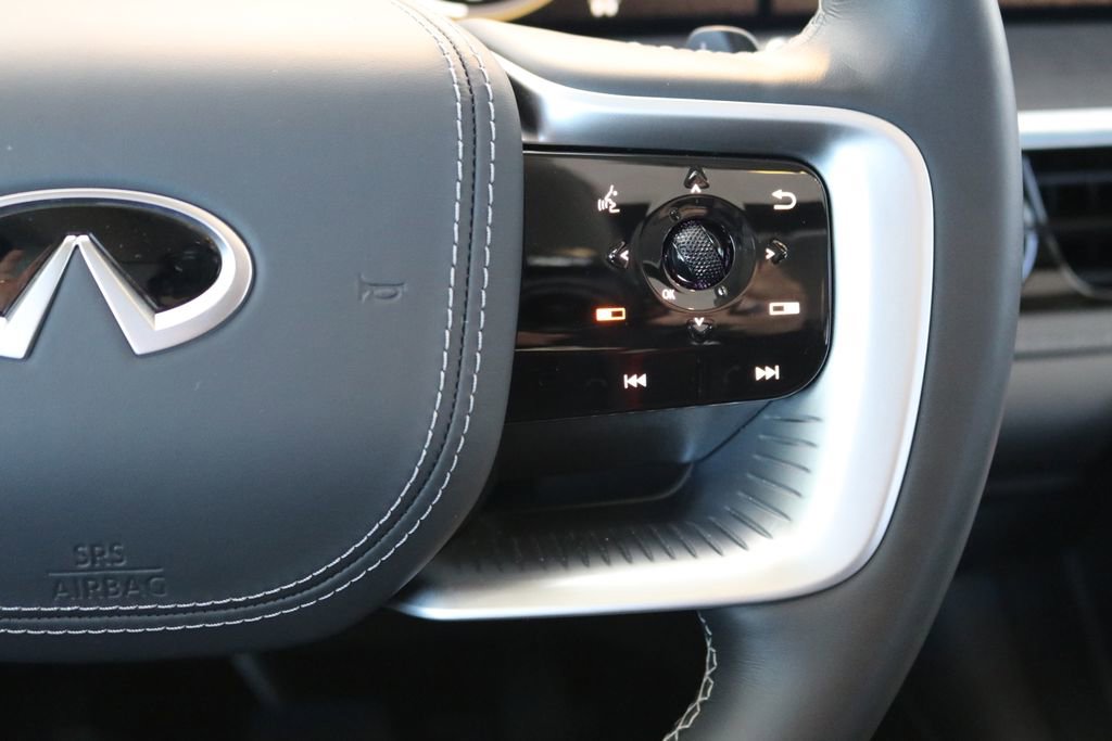 Certified 2025 INFINITI QX80 Sensory image 49