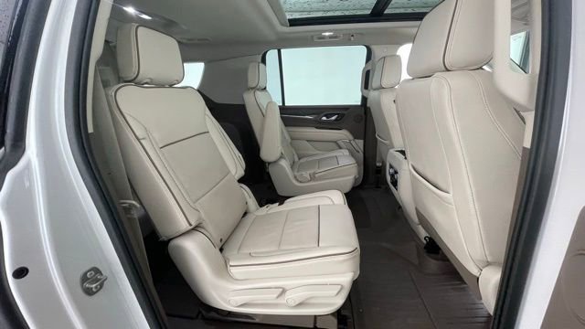 Used 2023 GMC Yukon XL Denali image 50