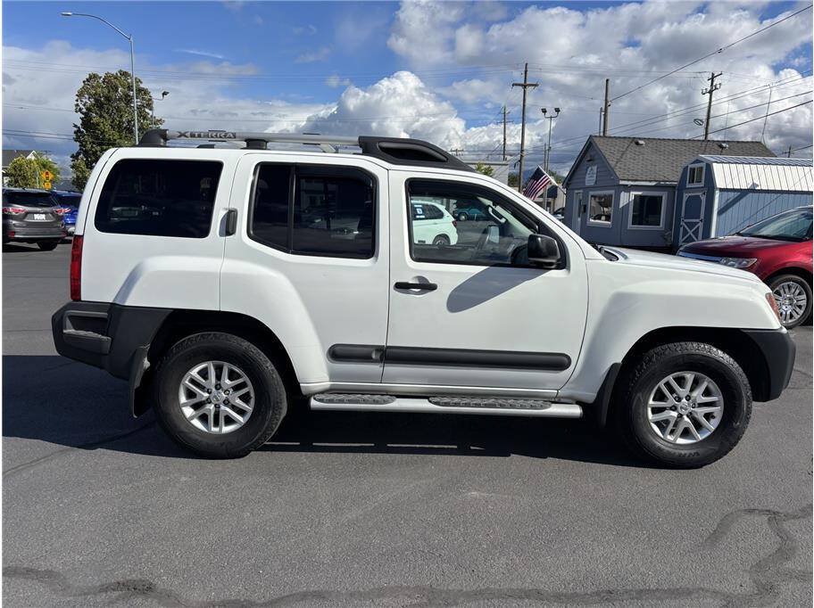 Used 2015 Nissan Xterra S w/ Value Package AWD/4WD image 6