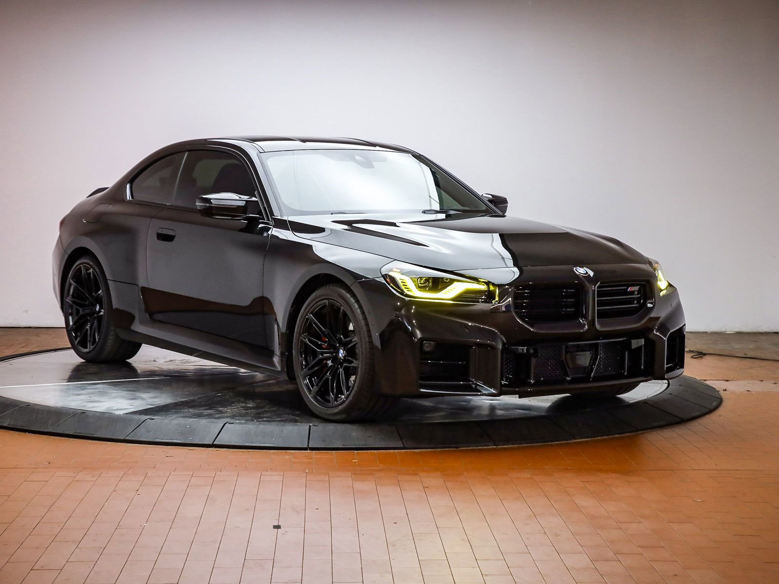 Used 2026 BMW M2 w/ Lighting Package RWD image 6
