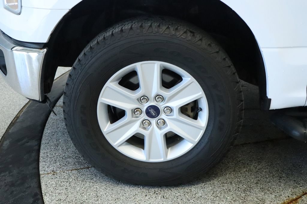 Used 2016 Ford F150 XLT w/ Heavy-Duty Payload Package image 14