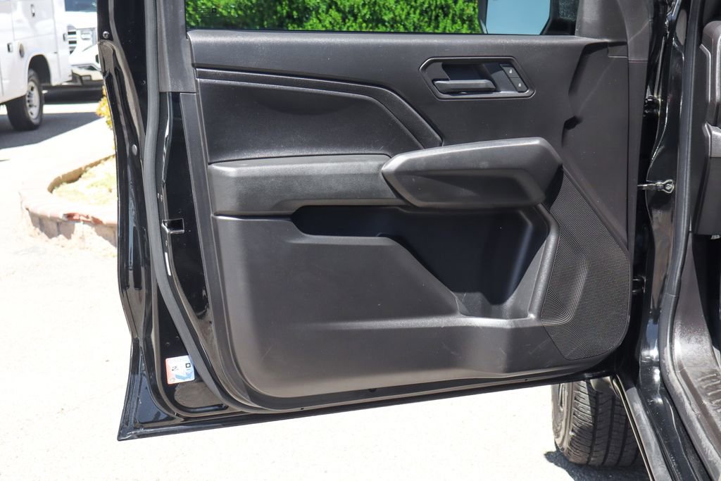 Used 2025 Chevrolet Colorado W/T w/ WT Custom Package RWD image 16