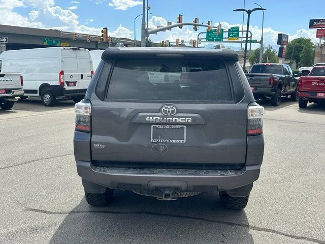 Used 2022 Toyota 4Runner SR5 AWD/4WD image 6