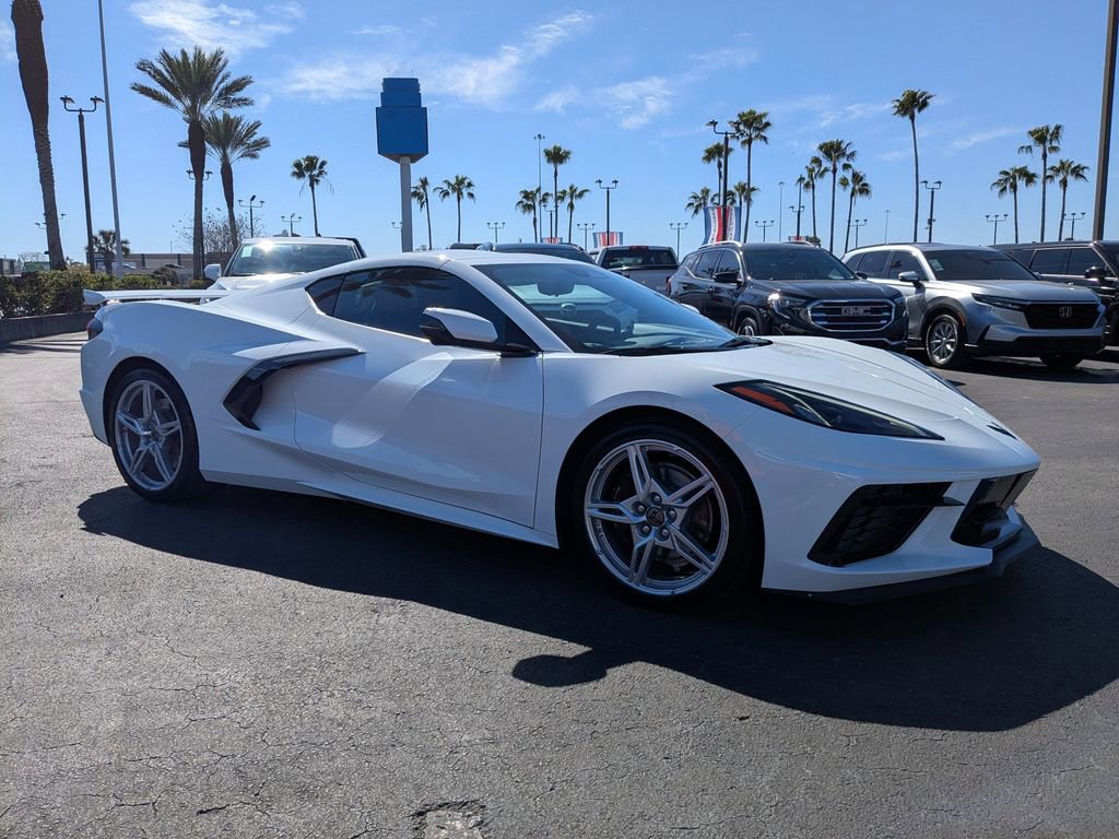 Used 2025 Chevrolet Corvette Stingray Premium Cpe w/ Z51 Performance Package image 2