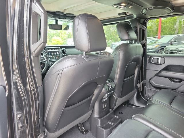 Used 2019 Jeep Wrangler Unlimited Sahara AWD/4WD image 12