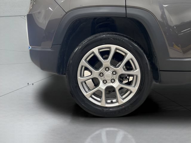 Used 2023 Jeep Compass Latitude AWD/4WD image 26