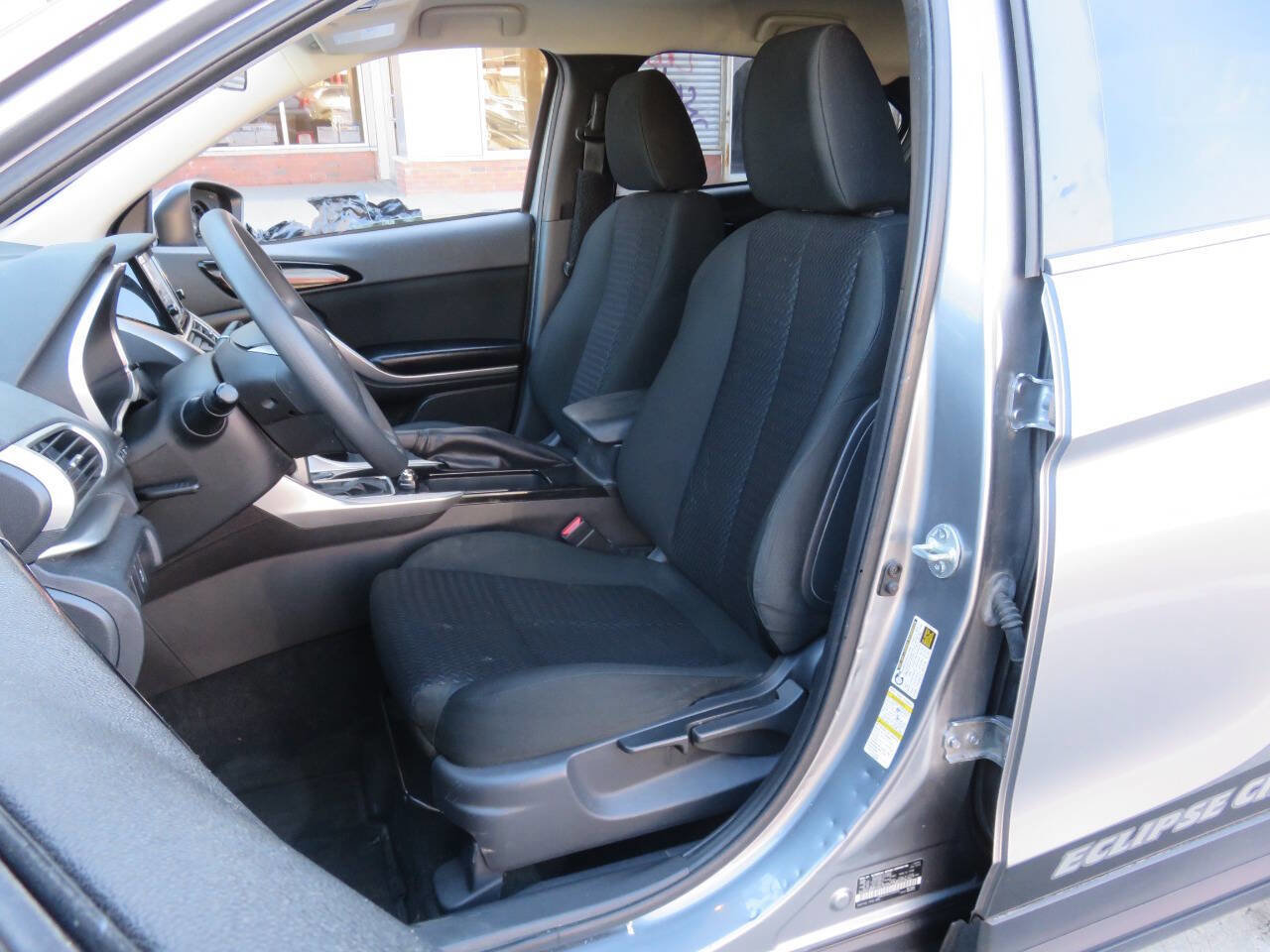 Used 2018 Mitsubishi Eclipse Cross ES FWD image 10